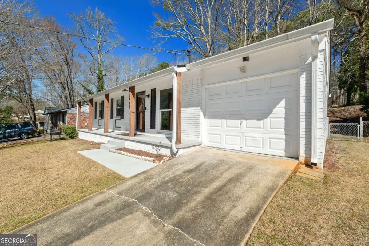 4558 Ryan RD