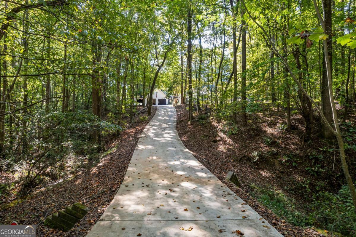 469 QUAIL CREEK DR NW
