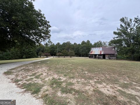 A home in Dearing