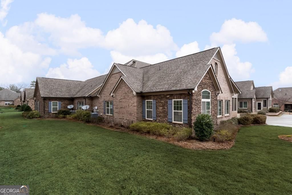 Photo of 320 Brookhaven Walk, Johns Creek, GA 30097 (MLS # 10625137)