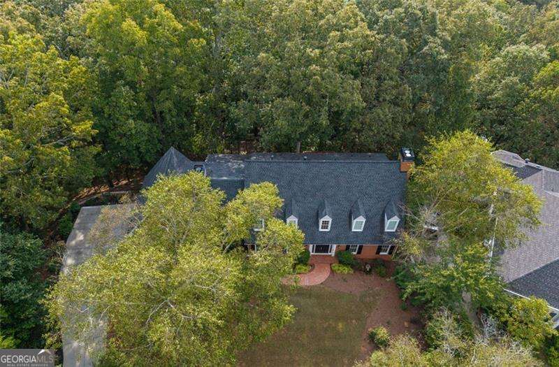 8705 River Bluff LN