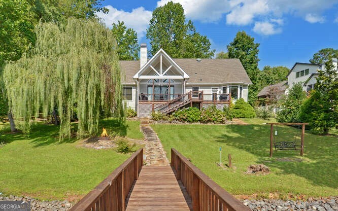 2327 Ridgecrest CIR