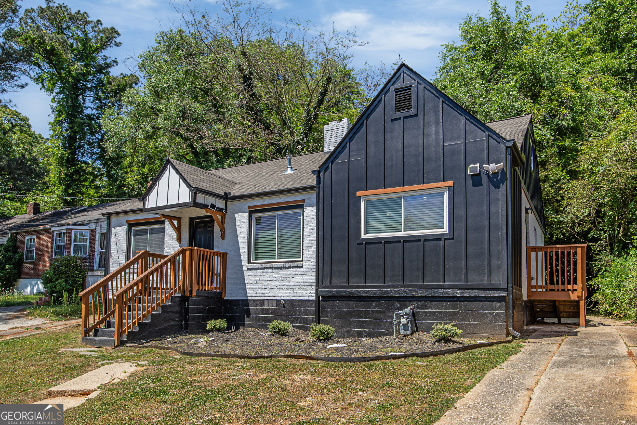 1133 Cascade RD SW