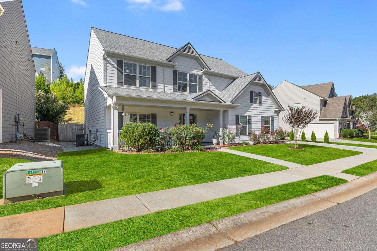226 Creek View LN