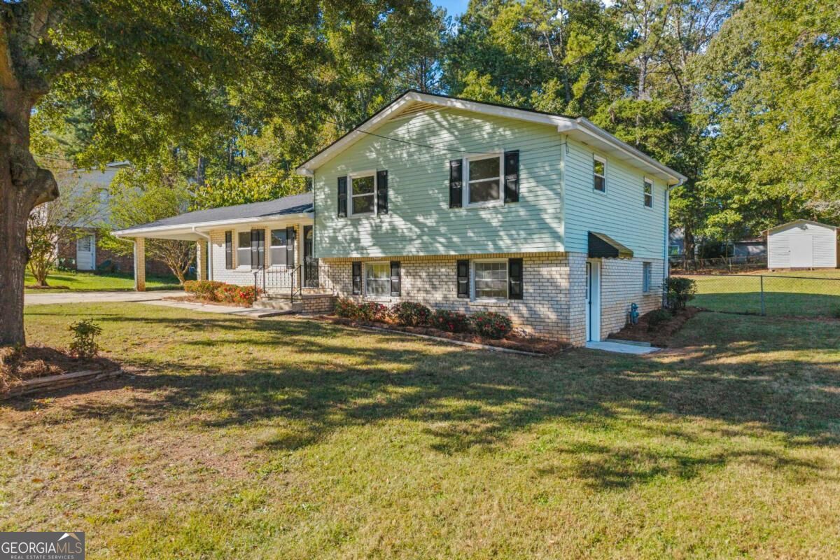 7425 Rountree DR