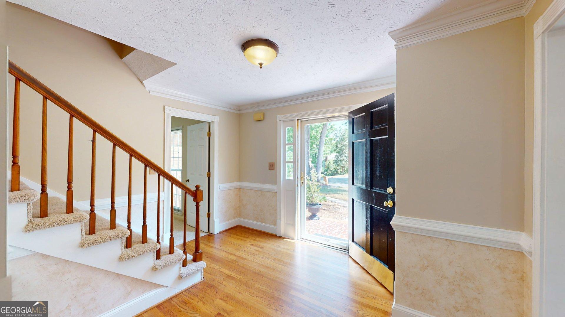 1151 Mary Lee LN