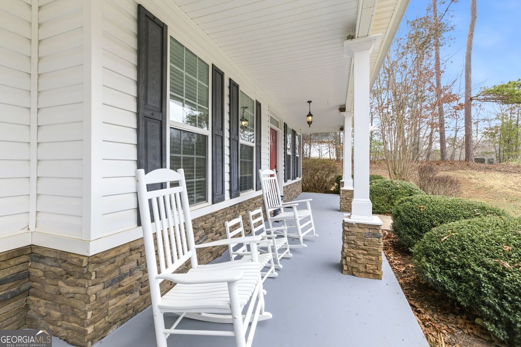 Photo of 170 Northwoods Drive, Mount Airy, GA 30563 (MLS # 10704286)