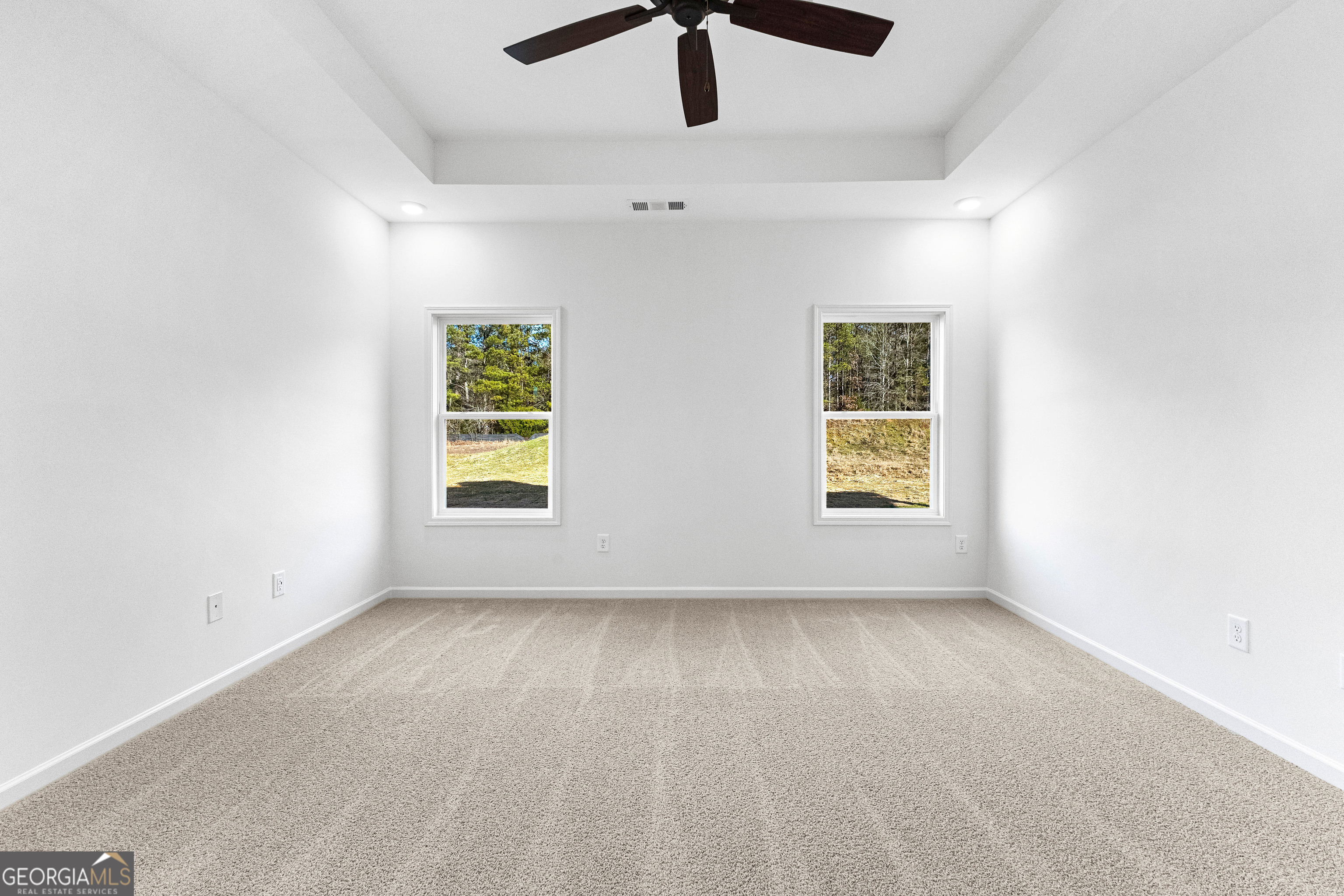 Senoia, Georgia 30276, United States, 4 Bedrooms Bedrooms, ,3 BathroomsBathrooms,Residential,Active,183812