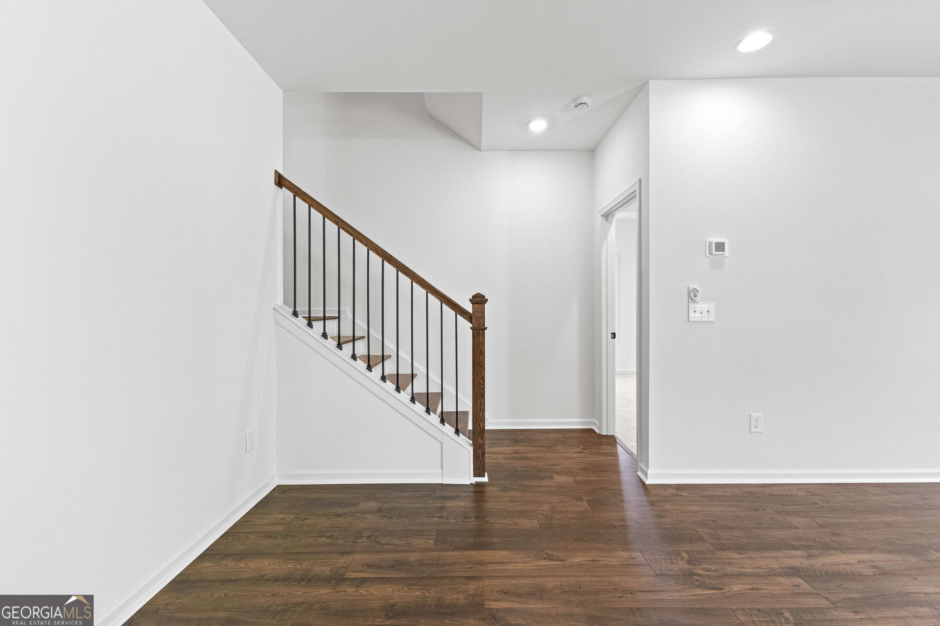 Senoia, Georgia 30276, United States, 4 Bedrooms Bedrooms, ,3 BathroomsBathrooms,Residential,Active,183812