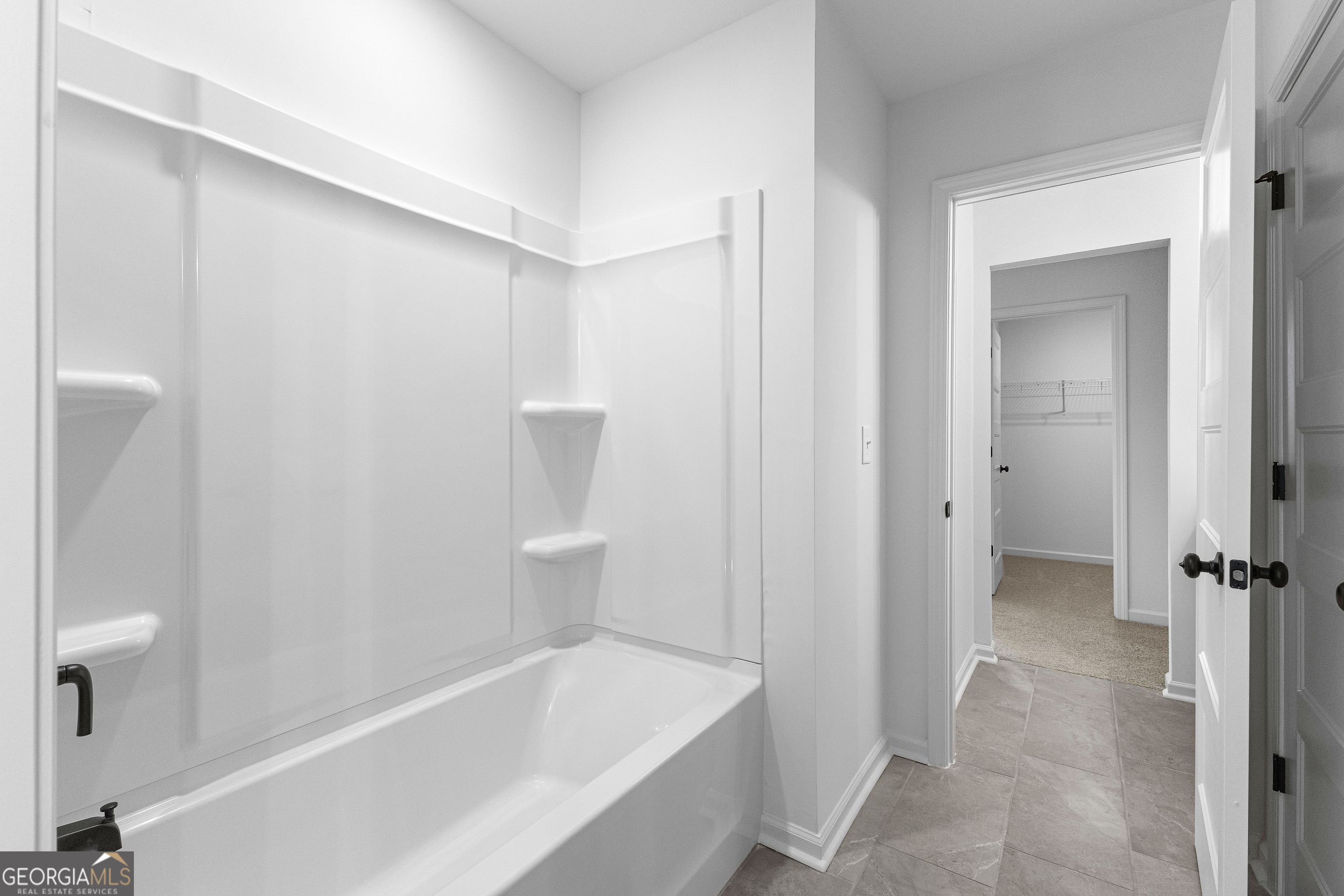 Senoia, Georgia 30276, United States, 4 Bedrooms Bedrooms, ,3 BathroomsBathrooms,Residential,Active,183812