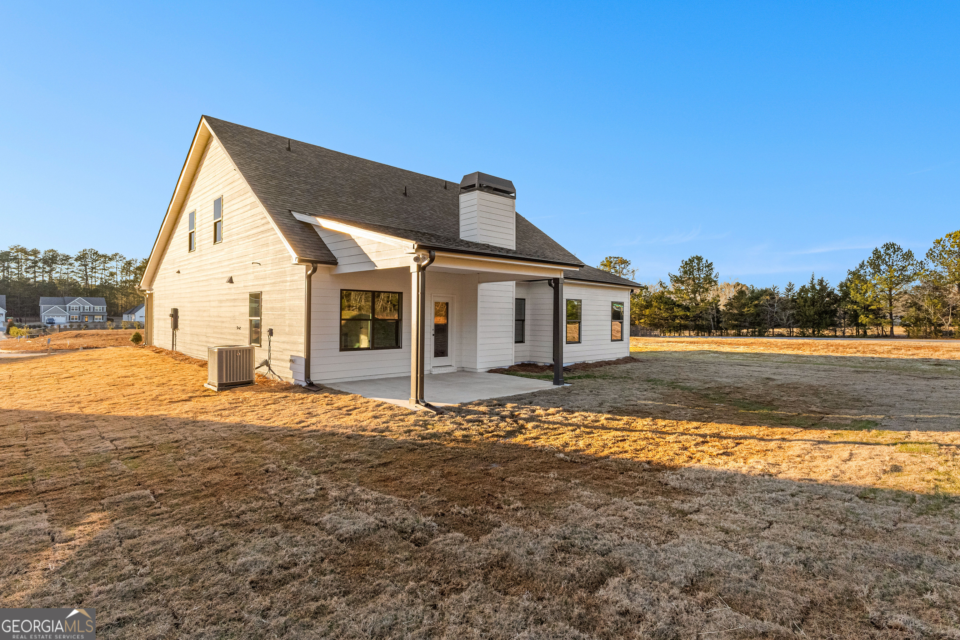 Senoia, Georgia 30276, United States, 4 Bedrooms Bedrooms, ,3 BathroomsBathrooms,Residential,Active,183812