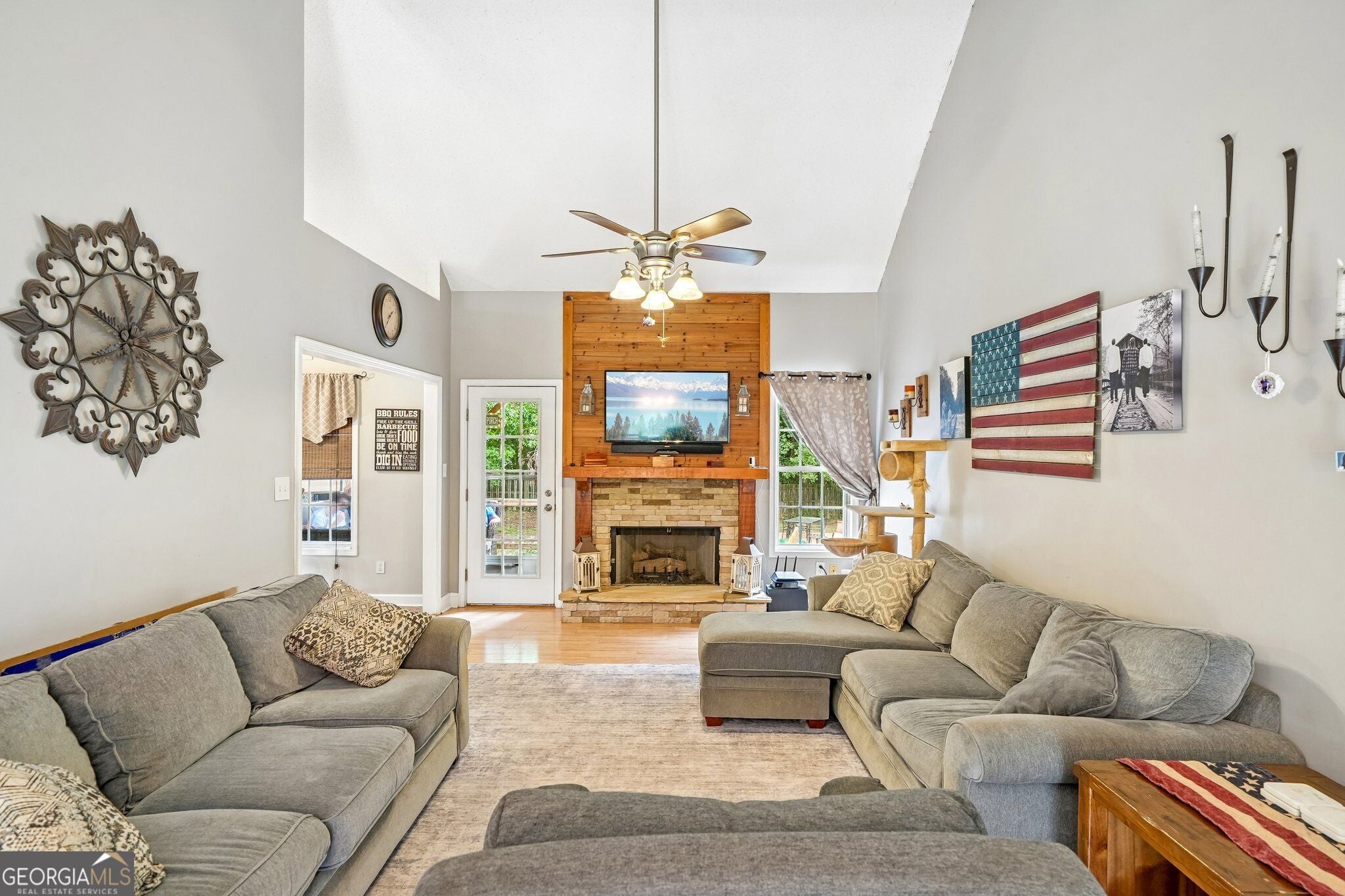 130 Chesterfield DR