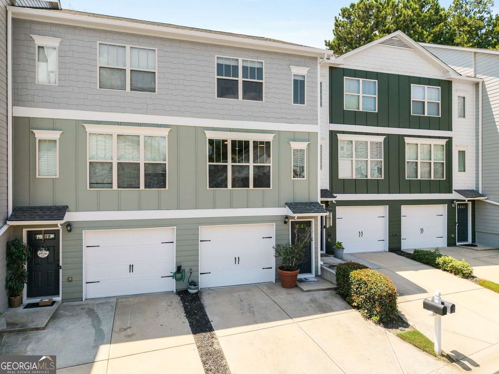 Photo of 1781 Liberty Parkway NW, Atlanta, GA 30318 (MLS # 10700756)