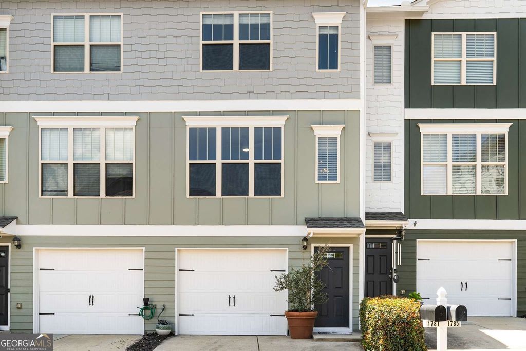 Photo of 1781 Liberty Parkway NW, Atlanta, GA 30318 (MLS # 10700756)