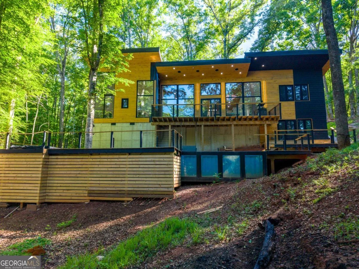 642 Susan Davis Road