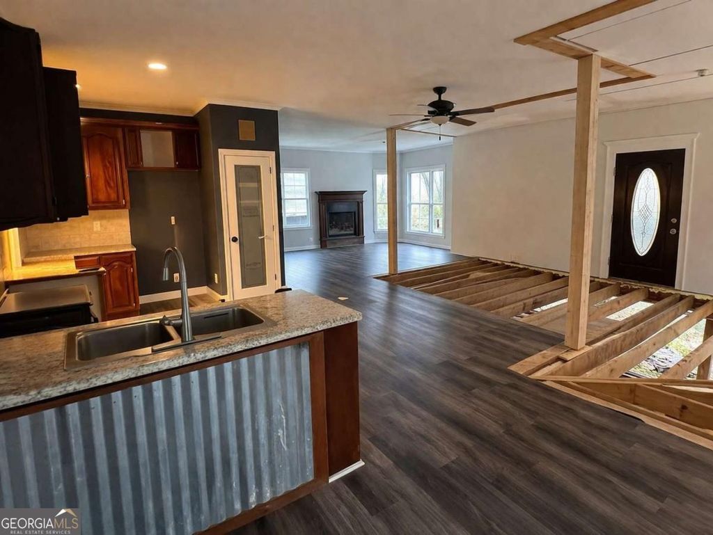Photo of 924 Highway 138 E, Stockbridge, GA 30281 (MLS # 10756025)