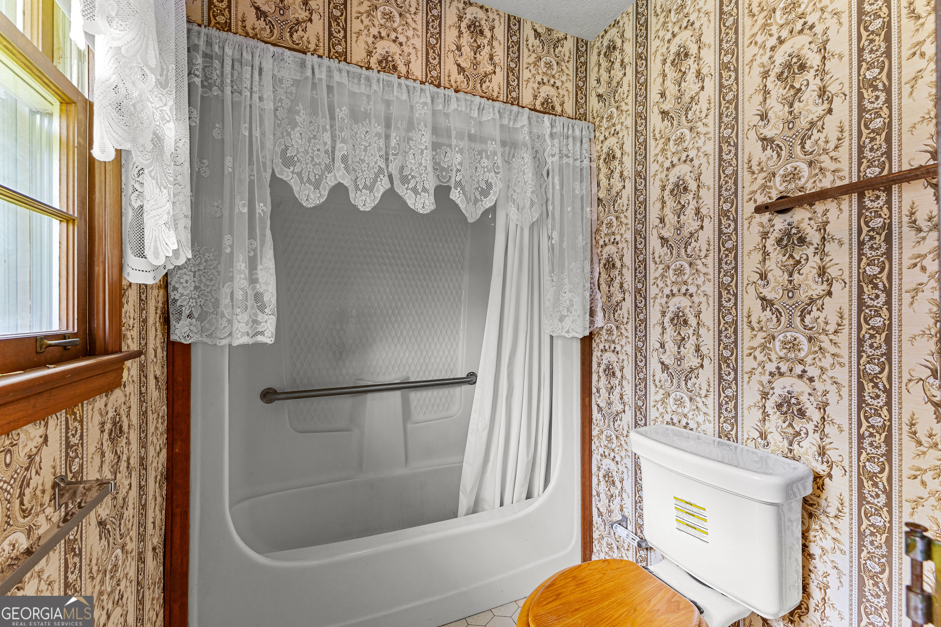 Fayetteville, Georgia 30215, United States, 3 Bedrooms Bedrooms, ,2 BathroomsBathrooms,Residential,Pending,159047