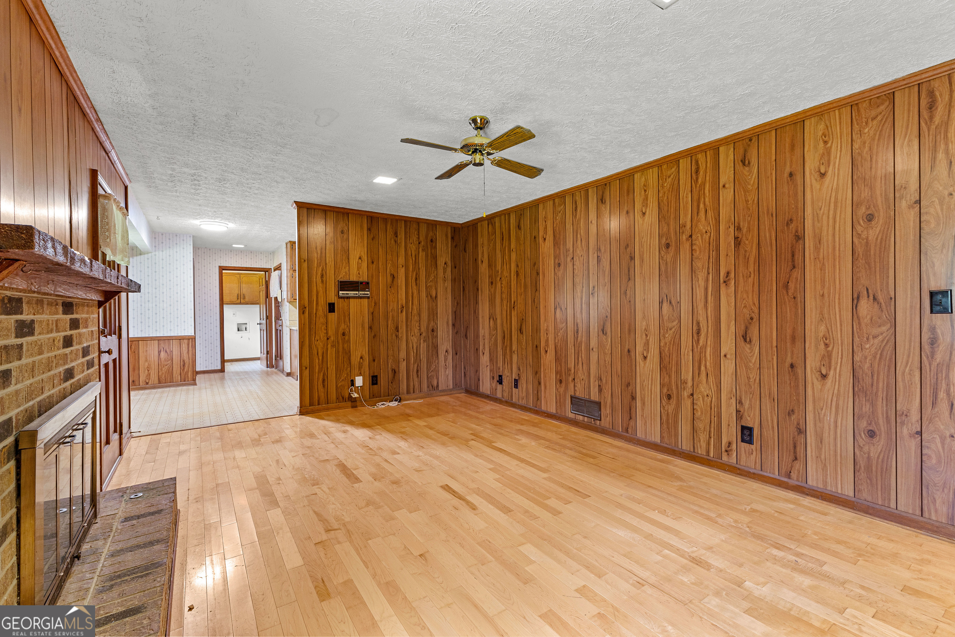 Fayetteville, Georgia 30215, United States, 3 Bedrooms Bedrooms, ,2 BathroomsBathrooms,Residential,Pending,159047