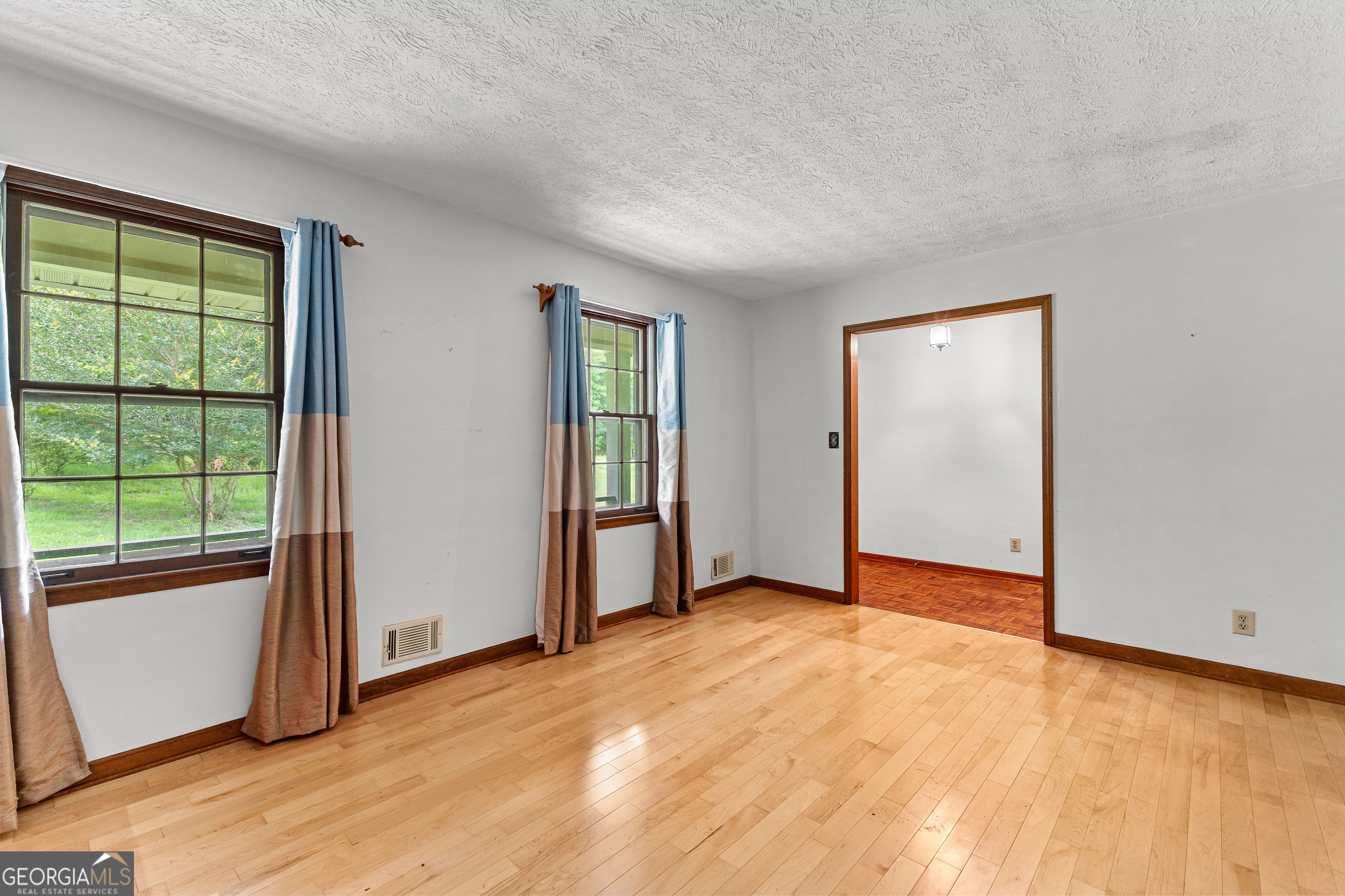 Fayetteville, Georgia 30215, United States, 3 Bedrooms Bedrooms, ,2 BathroomsBathrooms,Residential,Pending,159047