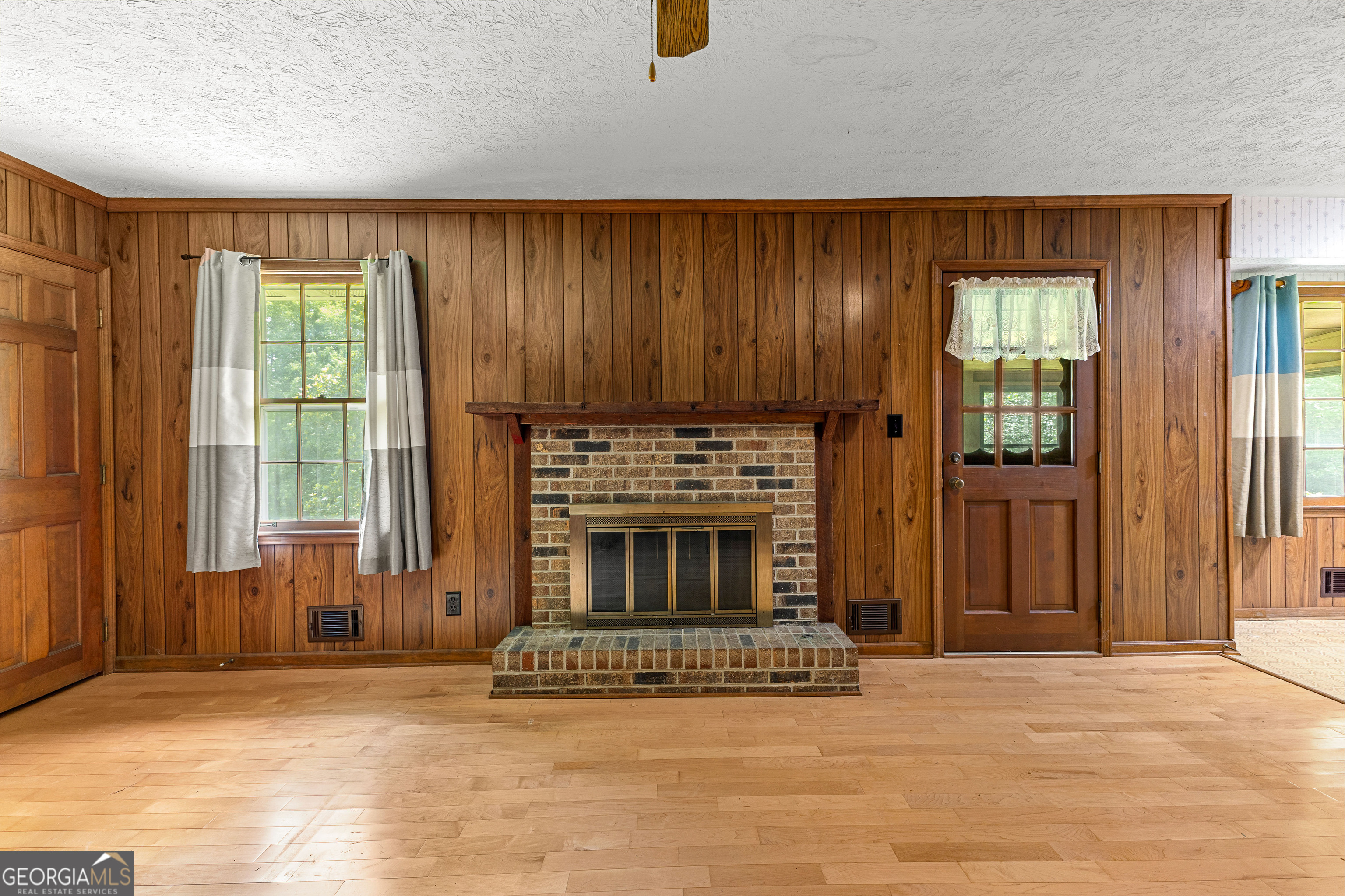 Fayetteville, Georgia 30215, United States, 3 Bedrooms Bedrooms, ,2 BathroomsBathrooms,Residential,Pending,159047