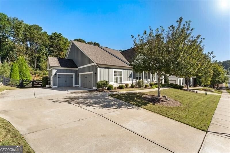 Photo of 125 Waverly Drive, Alpharetta, GA 30004 (MLS # 10876305)