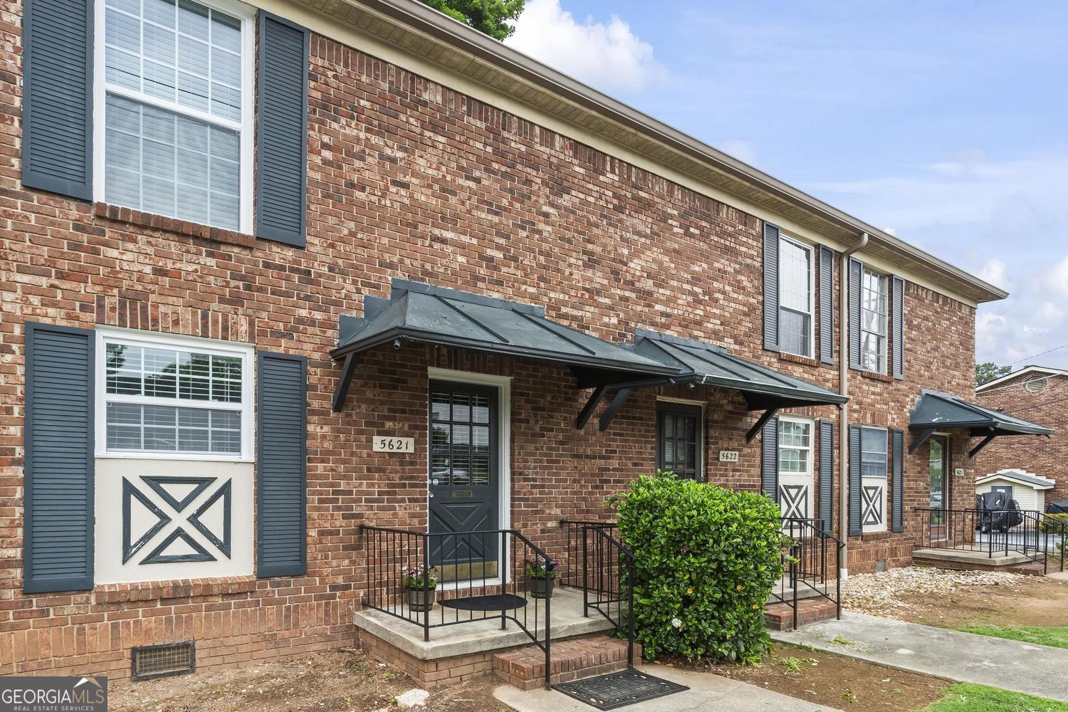 5621 Kingsport DR NE