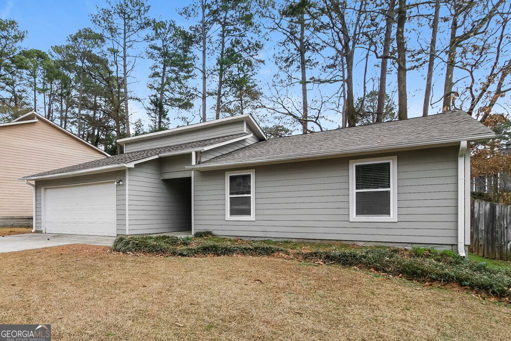 Photo of 5176 Paisley Court NW, Lilburn, GA 30047 (MLS # 10662164)