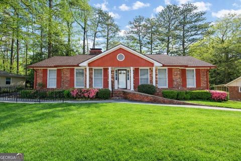 Photo of 2760 The Fontainebleau SW, Atlanta, GA 30331 (MLS # 10721160)