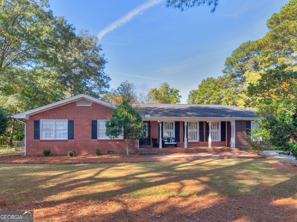 Photo of 280 Burke Circle, McDonough, GA 30253 (MLS # 10770568)