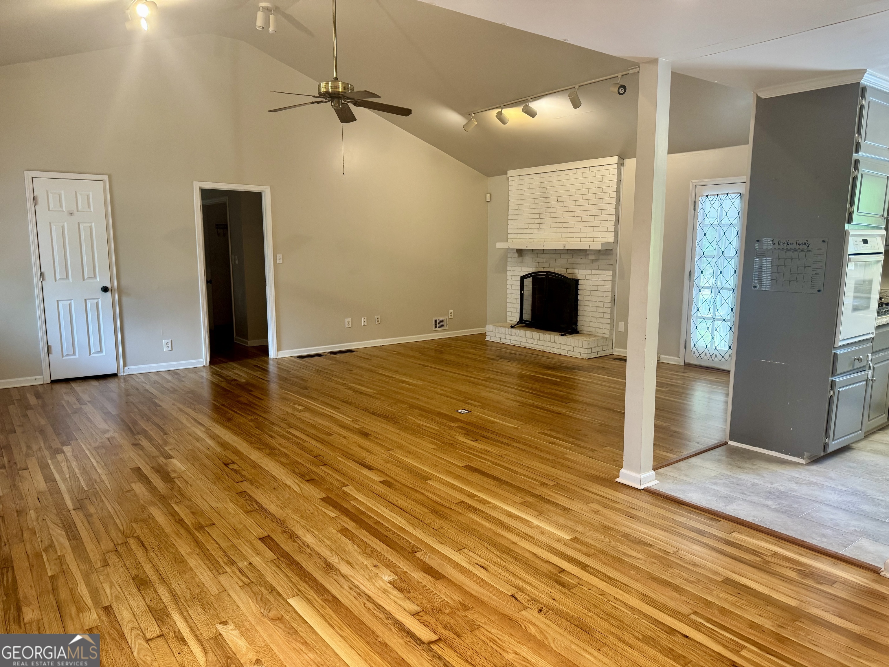 280 Burke CIR