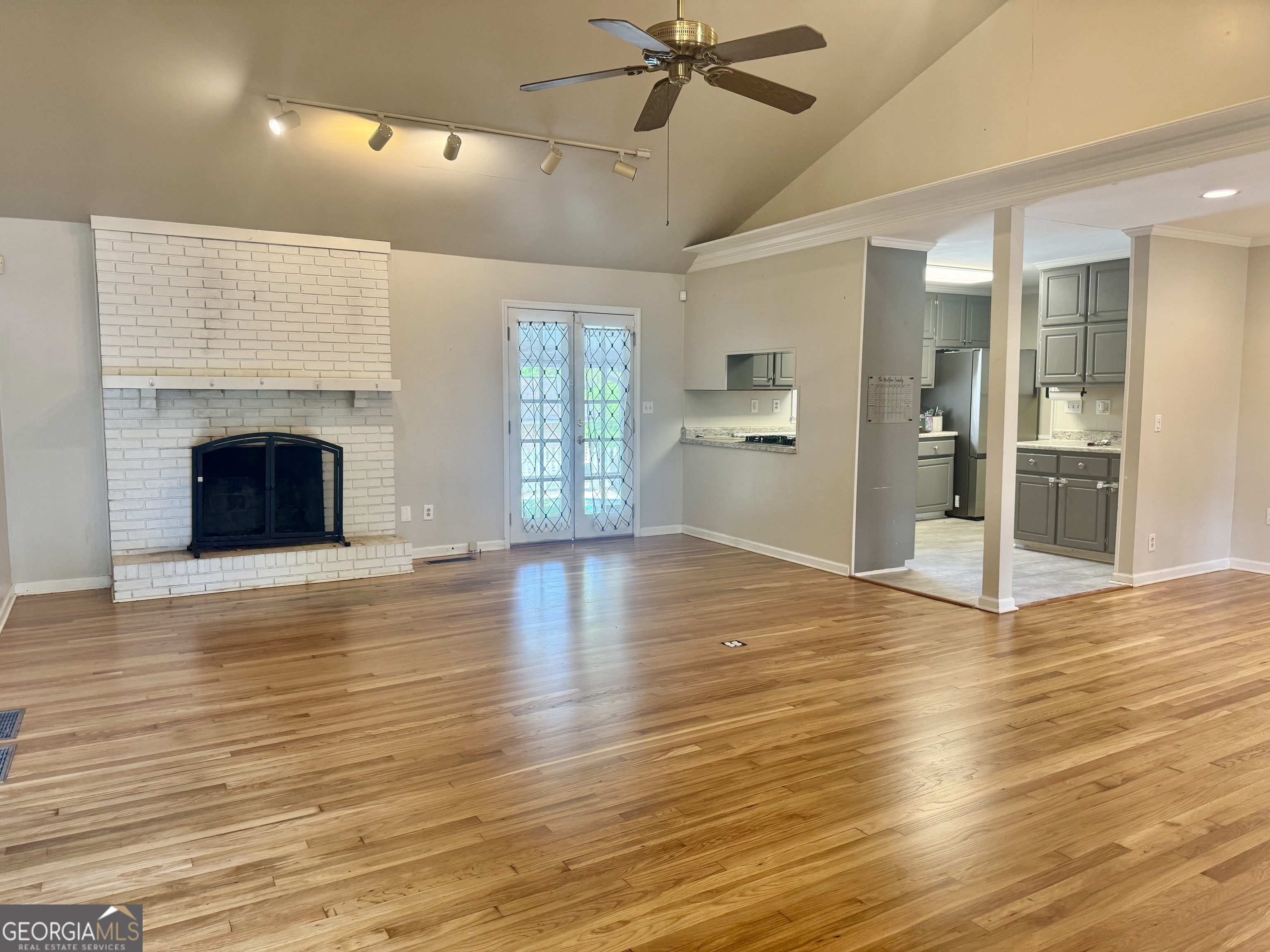 280 Burke CIR