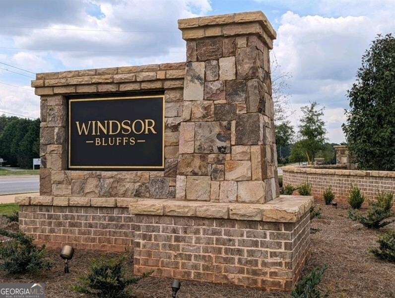2255 Windsor Bluffs DR