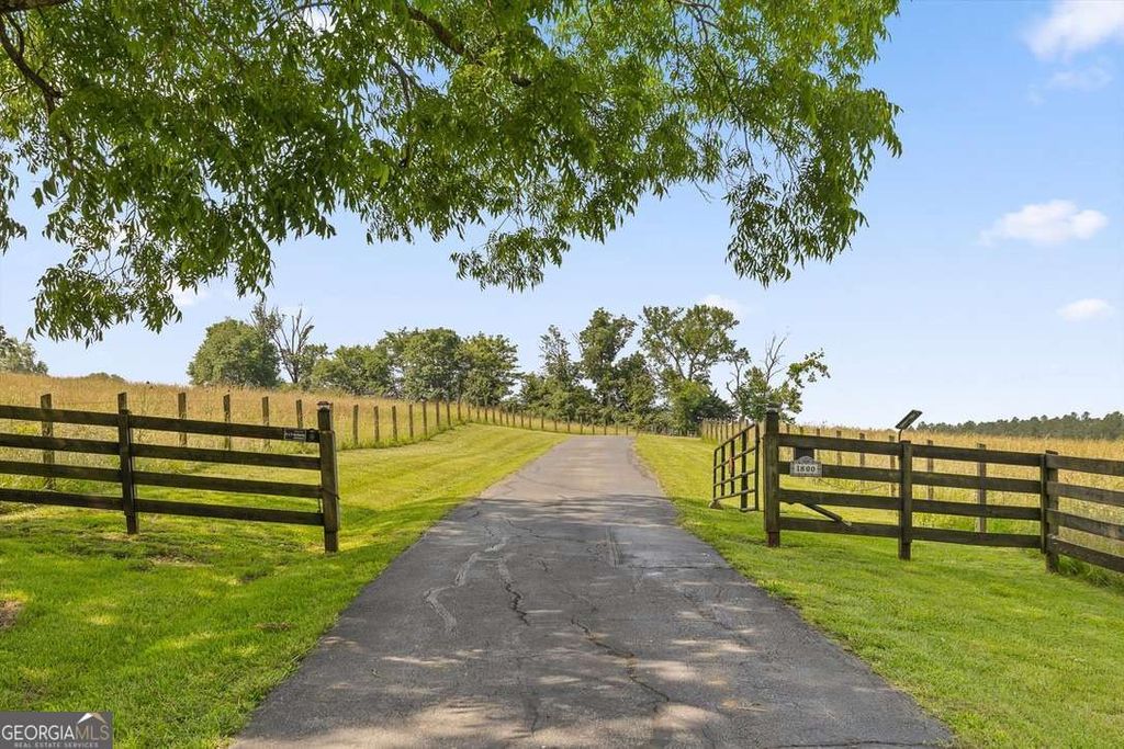 Photo of 1800 Hwy 286, Chatsworth, GA 30705 (MLS # 10763027)