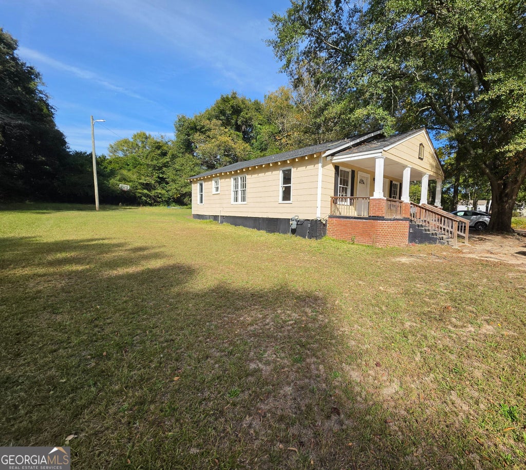 Photo of 143 Cherry Street, Barnesville, GA 30204 (MLS # 10879403)