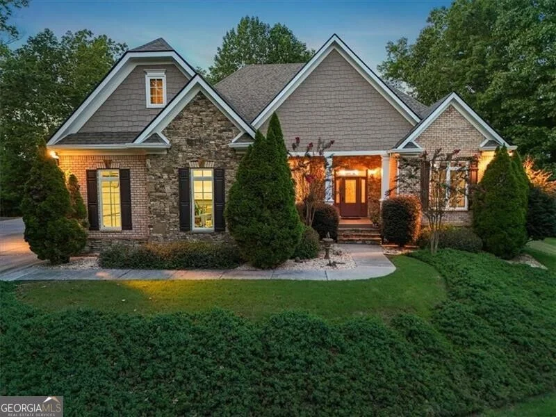 195 Fredericks Cove