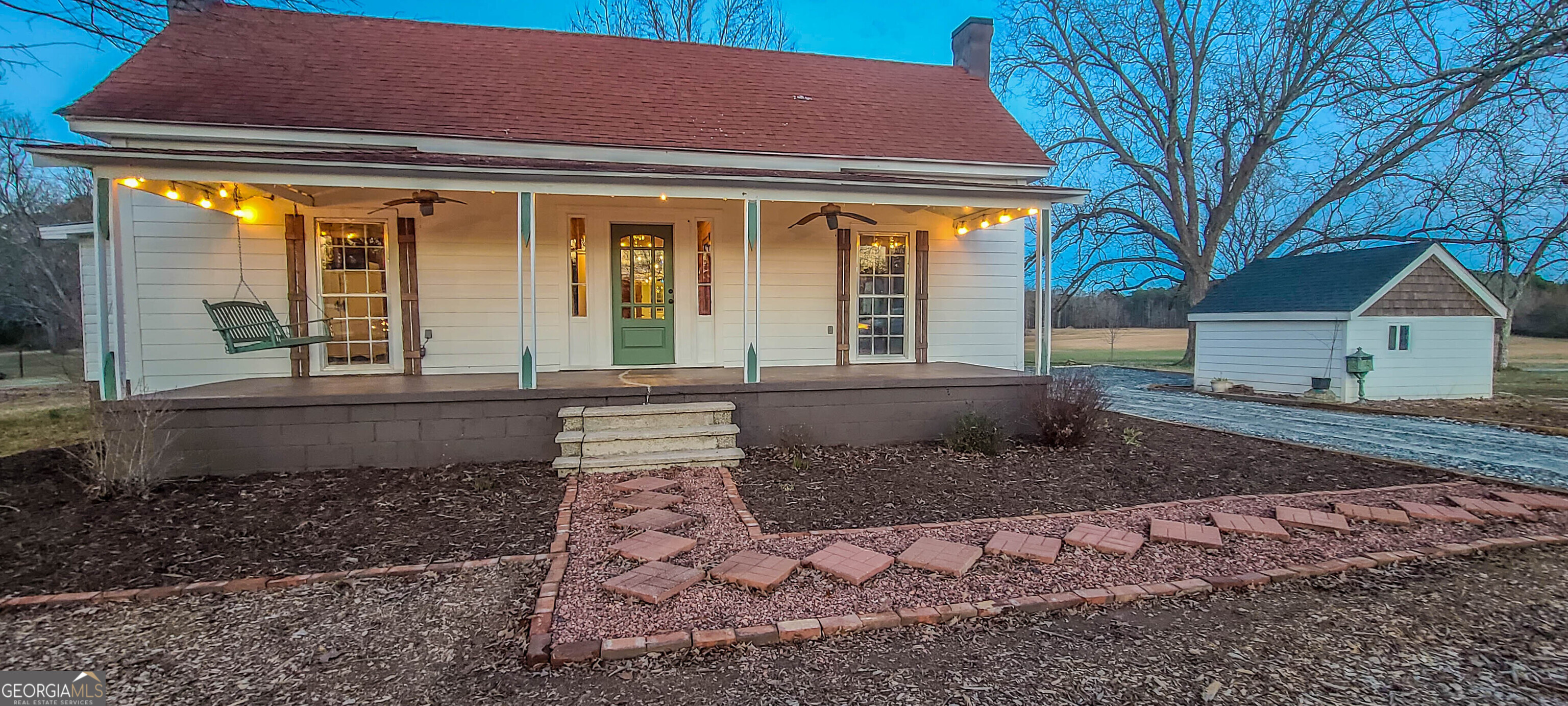 Senoia, Georgia 30276, United States, 3 Bedrooms Bedrooms, ,2 BathroomsBathrooms,Residential,Active,76908