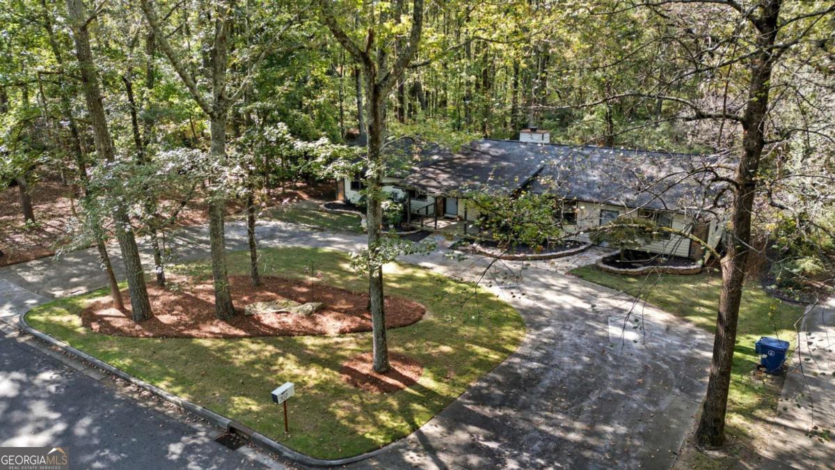 707 Sherwood DR