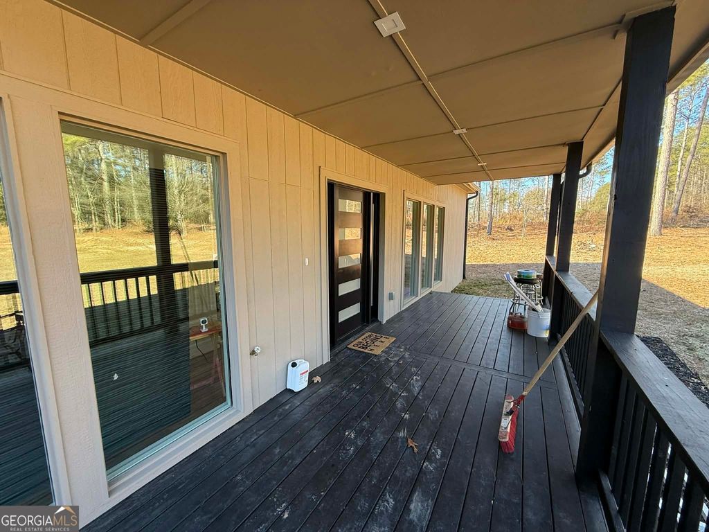Photo of 2657 Brickyard Road NW, Dewy Rose, GA 30634 (MLS # 10663545)