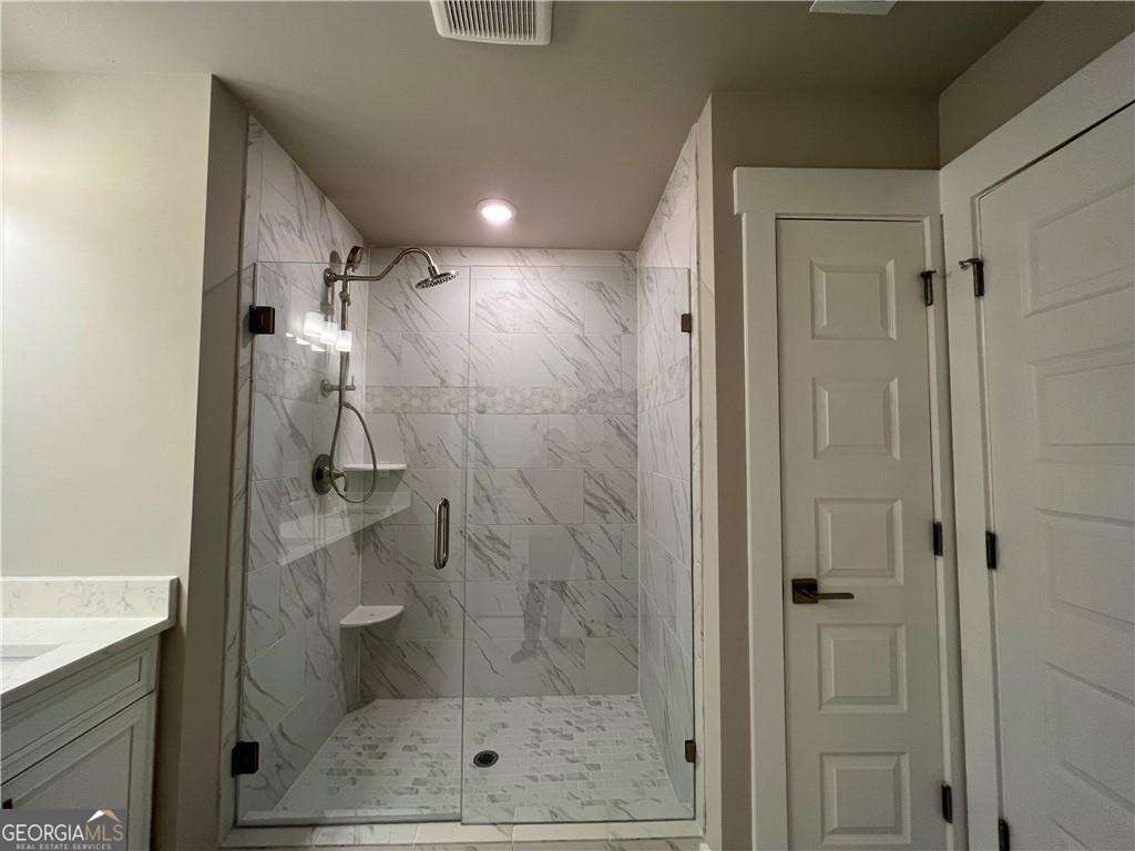 The Ridgewalk Landing - Residential Lease