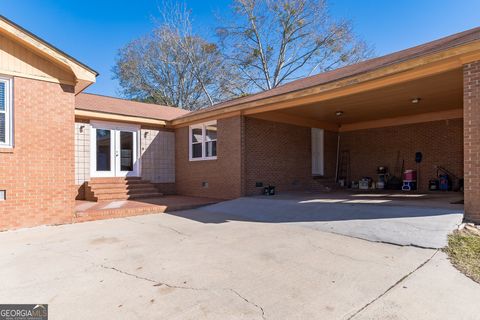 A home in Sylvester