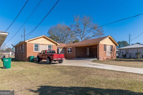 A home in Sylvester