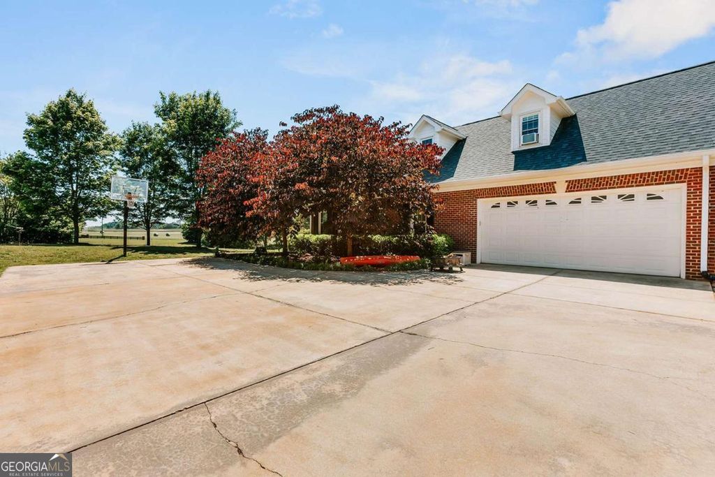 Photo of 3 Honeysuckle Lane, Colbert, GA 30628 (MLS # 10765862)
