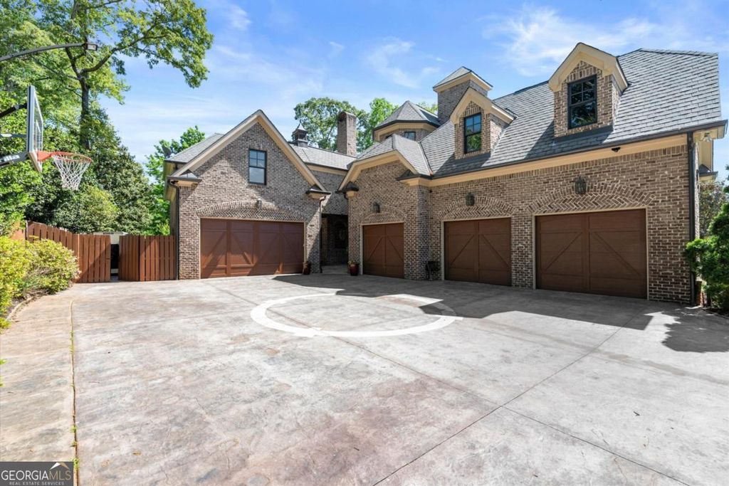 Photo of 271 Pine Valley Drive SE, Marietta, GA 30067 (MLS # 10736197)