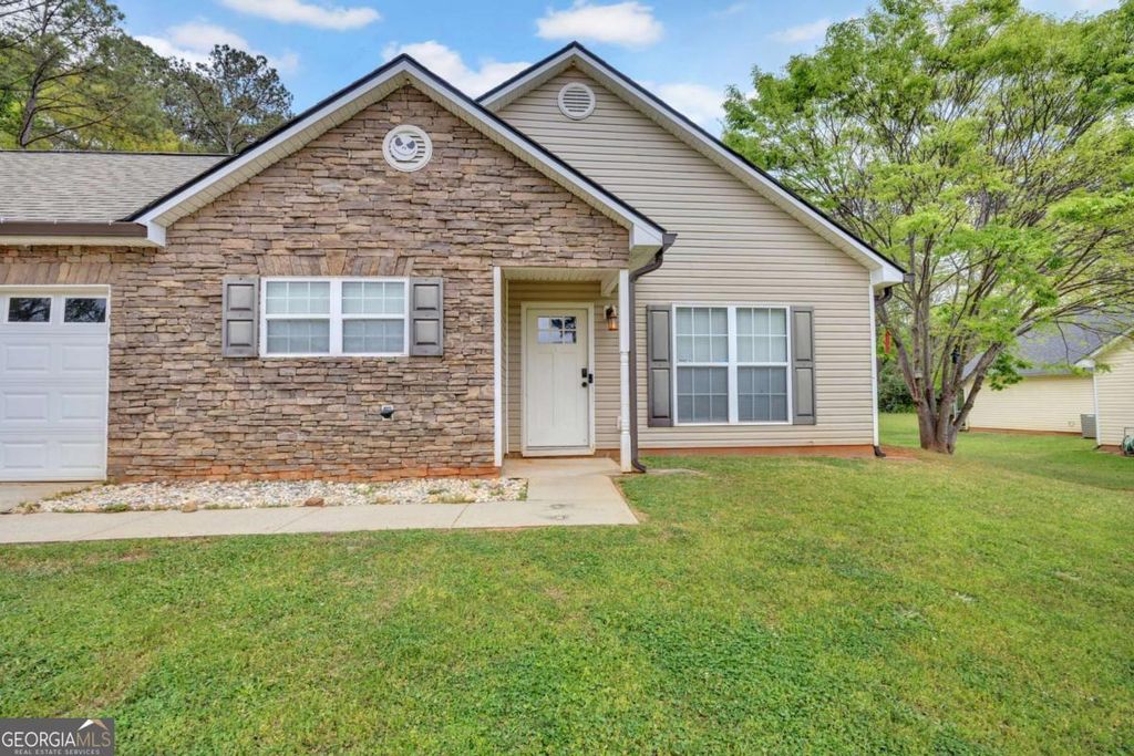 Photo of 572 Clydes Way, Jackson, GA 30233 (MLS # 10756093)