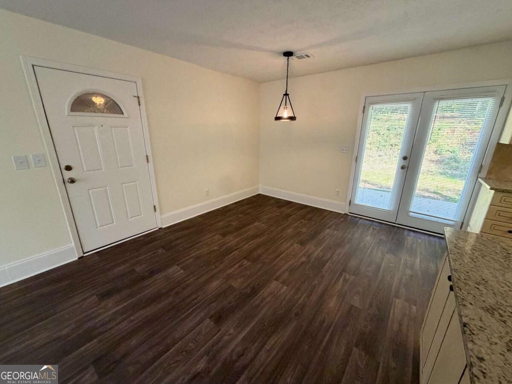 Photo of 3884 Dollar Circle, Suwanee, GA 30024 (MLS # 10879344)