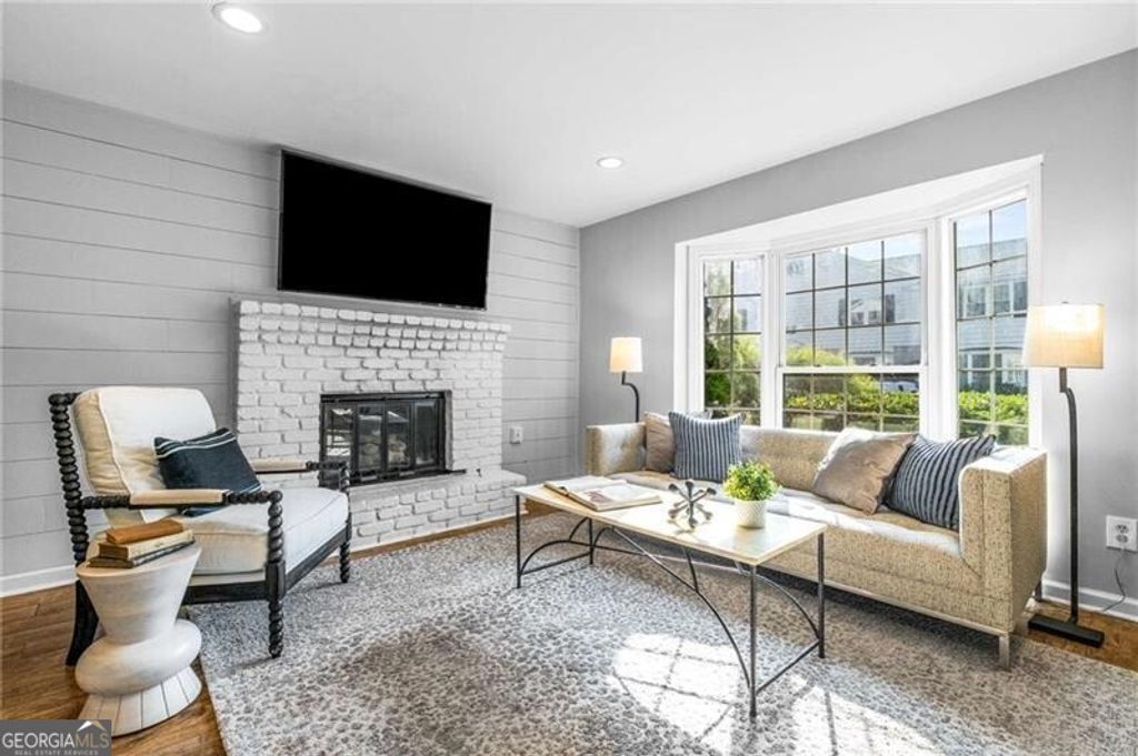 Photo of 136 Peachtree Memorial Drive NW #NC8, Atlanta, GA 30309 (MLS # 10654202)