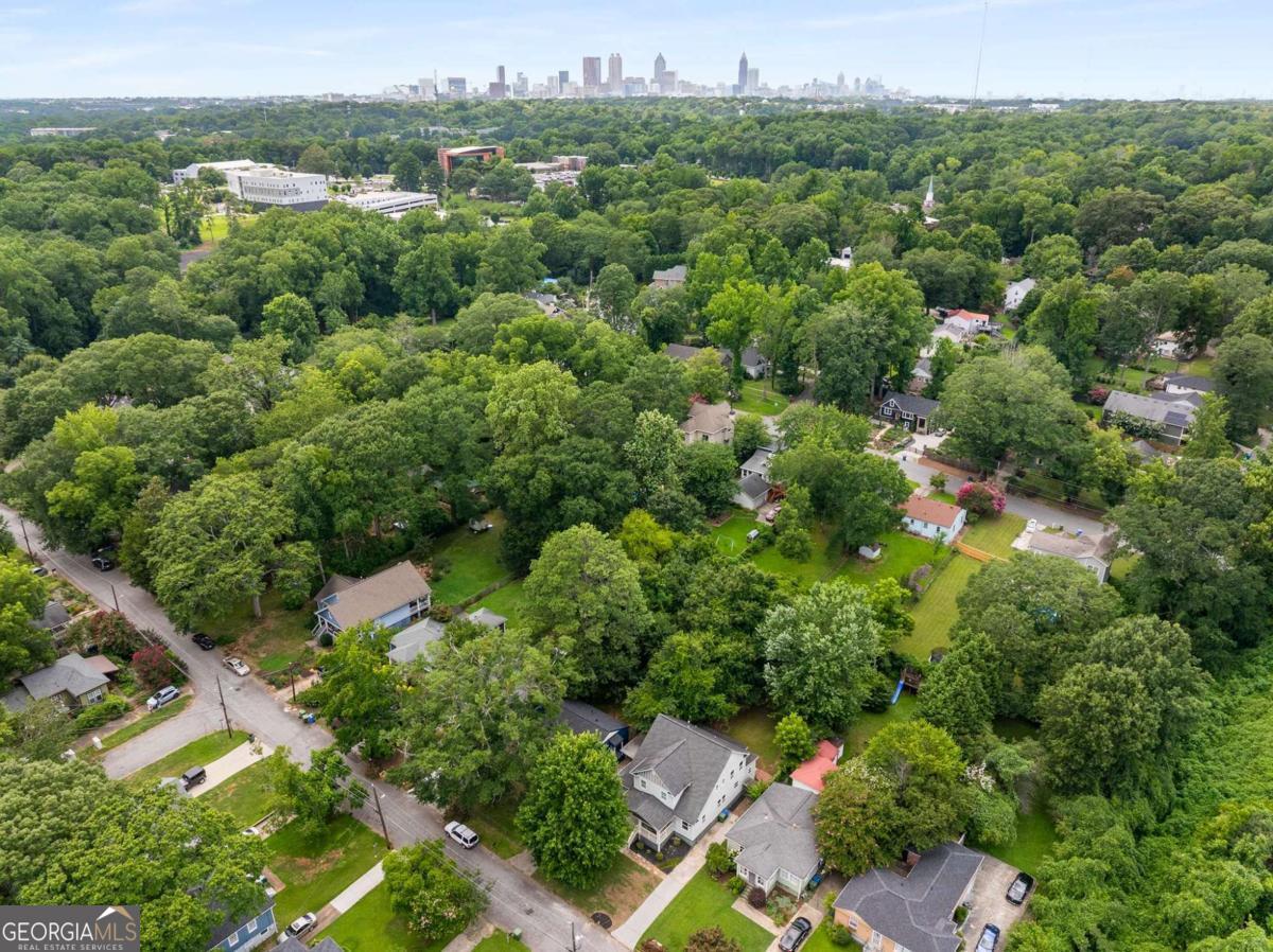 Woodland Hills - Residential