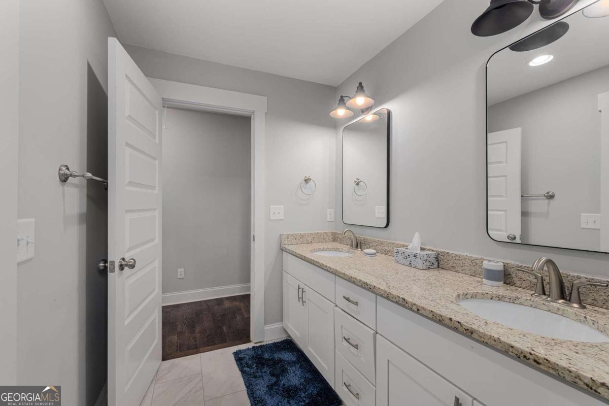 Woodland Hills - Residential