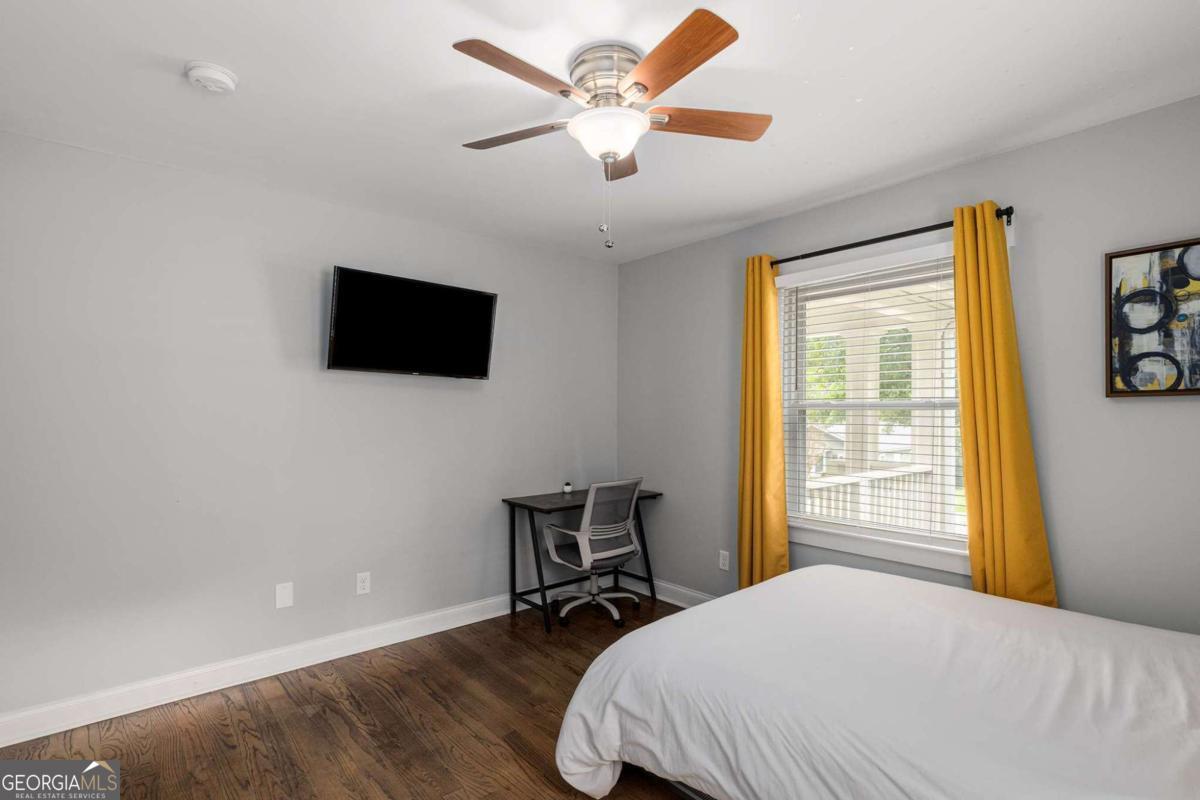 Woodland Hills - Residential