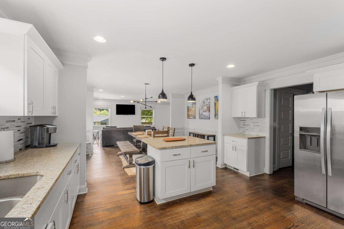 Woodland Hills - Residential